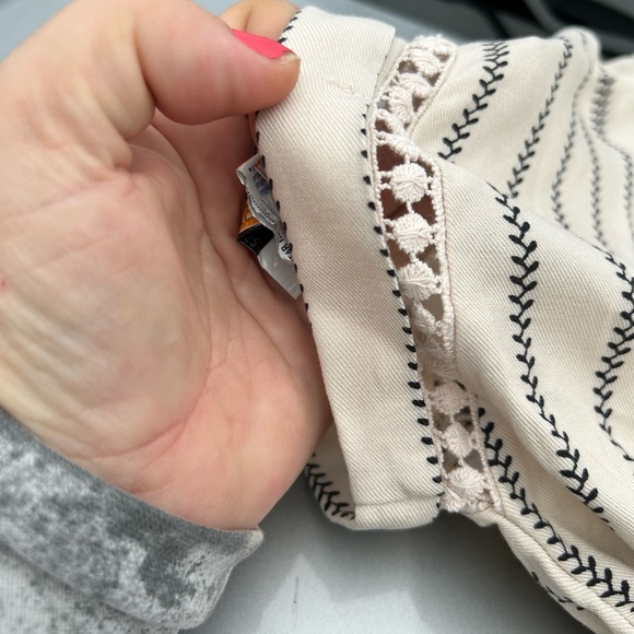 •Sweet Wanderer• Maternity Dress - Picture 6 of 10